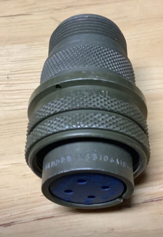 Электронный компонент Amphenol MS3106A