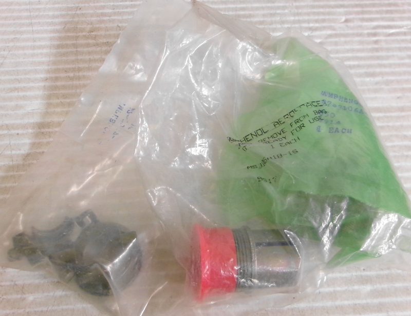 Разъём Amphenol MS3106A18-1S