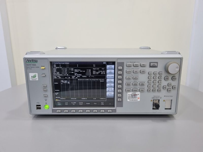 Анализатор спектра Anritsu MS9740A