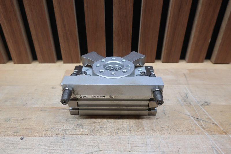 Поворотный стол SMC MSQB10L3