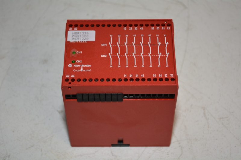 Реле безопасности Allen-Bradley MSR122E