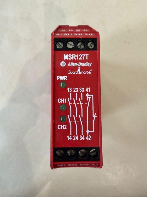 Реле безопасности Allen-Bradley MSR127T