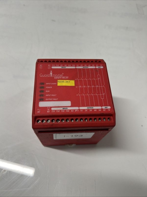 Реле безопасности Allen-Bradley MSR18T