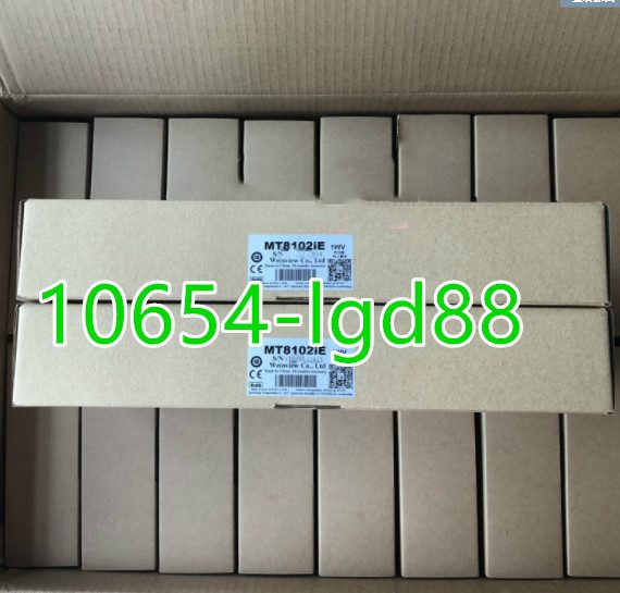 Панель оператора MT8102IE