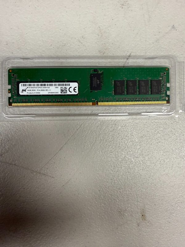 Модуль памяти Micron MTA18ASF2G72PDZ-2G6D1QG