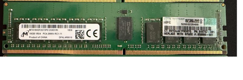 Модуль памяти Micron MTA18ASF2G72PDZ-2G6E1