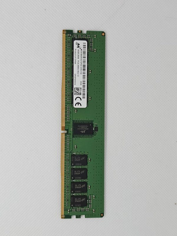 Модуль памяти Micron MTA18ASF2G72PDZ-2G6J1QI