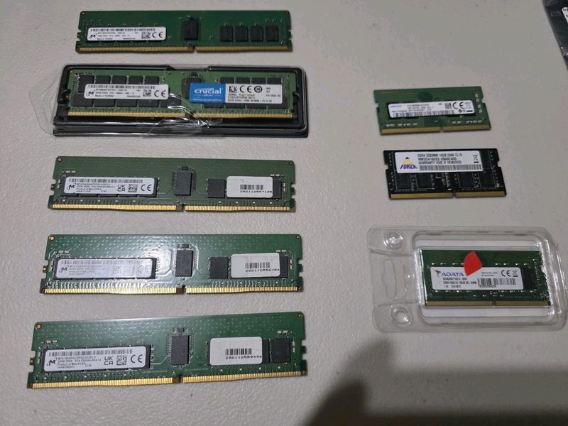 Модуль памяти Micron MTA18ASF4G72PDZ-3G2E1TI