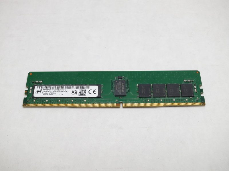 Модуль памяти Micron MTA18ASF4G72PDZ-3G2F1