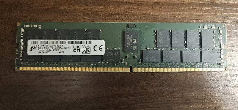 Модуль памяти Micron MTA36ASF4G72PZ-3G2R1TI