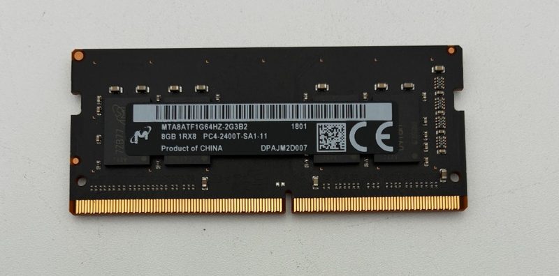 Модуль памяти Micron MTA8ATF1G64HZ-2G3B2