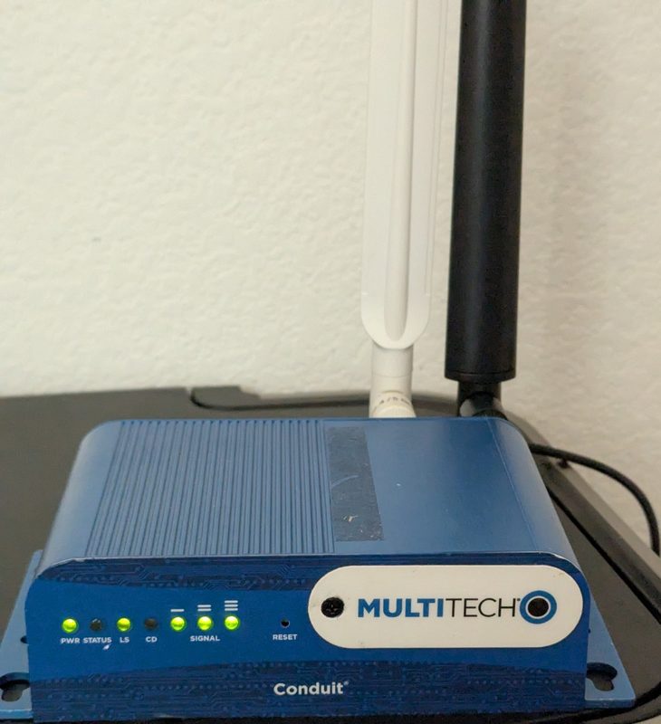 Блок питания MTCDT-L4N1-247A-US