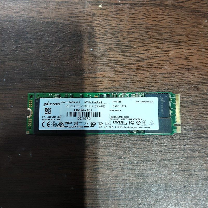 SSD-накопитель Micron MTFDHBA256TCK