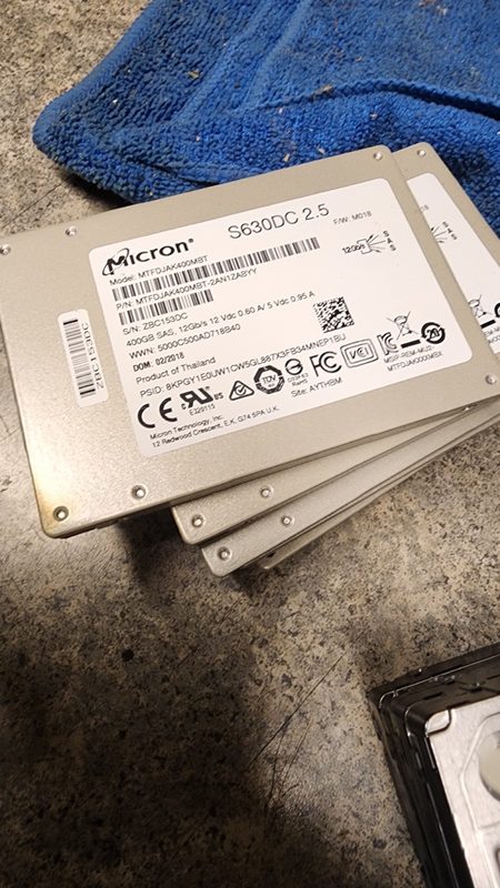 SSD-накопитель Micron MTFDJAK400MBT