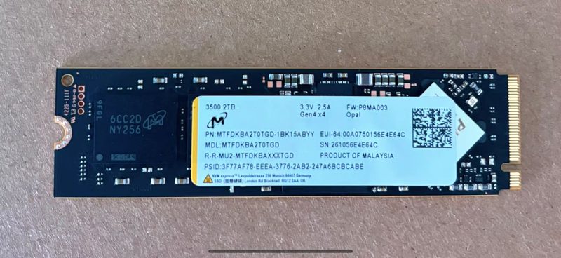 SSD-накопитель Micron MTFDKBA2T0TGD-1BK15ABYY