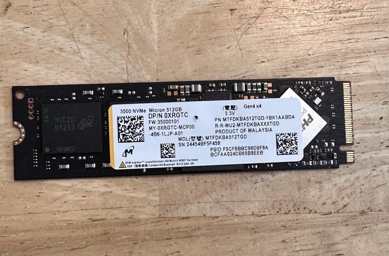 SSD-накопитель Dell MTFDKBA512TGD-1BK1AABDA