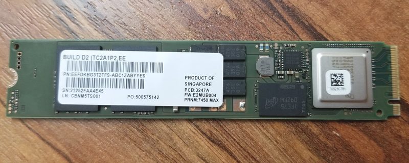 SSD-накопитель Micron MTFDKBG3T2TFS