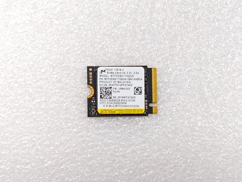 SSD-накопитель Micron MTFDKBK1T0QGN