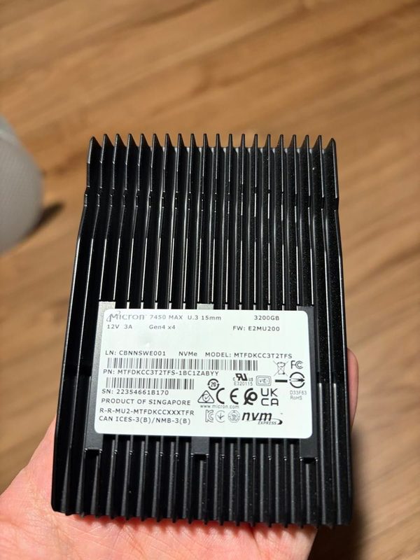 SSD-накопитель Micron MTFDKCC3T2TFS
