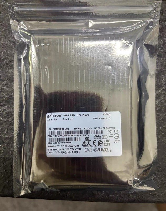 SSD-накопитель Micron MTFDKCC960TFR-1BC1ZABYY