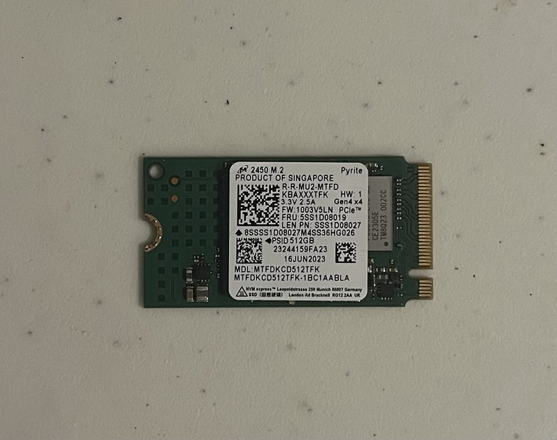 SSD-накопитель Micron MTFDKCD512TFK