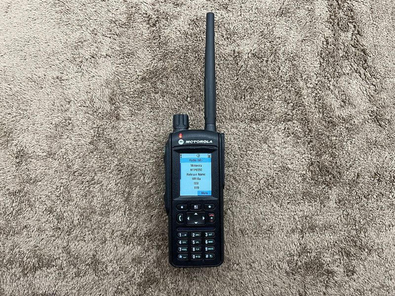 Радиостанция Motorola MTP6550