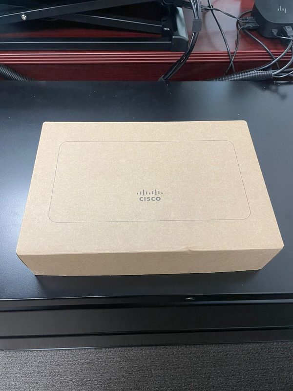 Маршрутизатор Cisco MX68CW-HW-WW