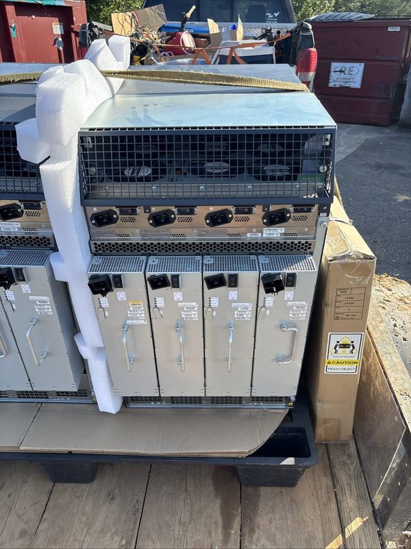 Маршрутизатор Juniper MX960BASE-AC-ECM