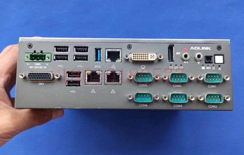 Промышленный компьютер MXE-1400