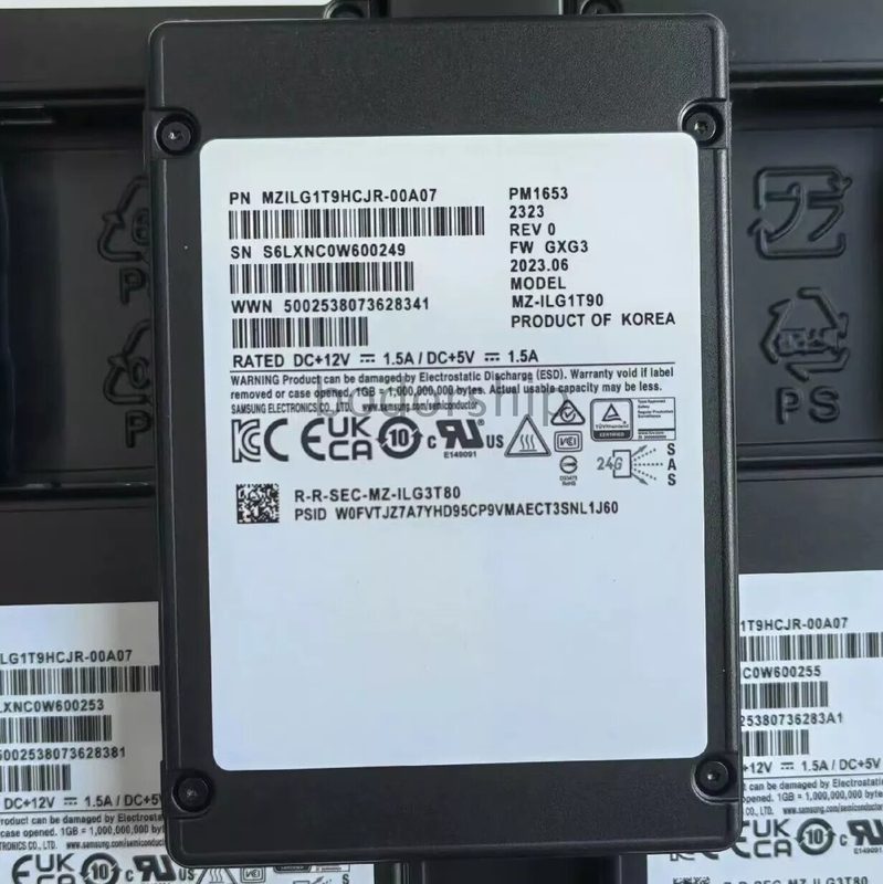 SSD-накопитель Samsung MZ-1LG1T90