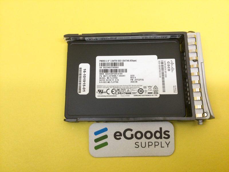SSD-накопитель Samsung MZ-7L33T8A