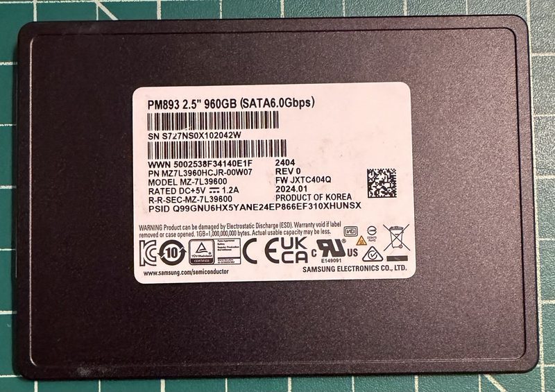 SSD-накопитель Samsung MZ-7L396000