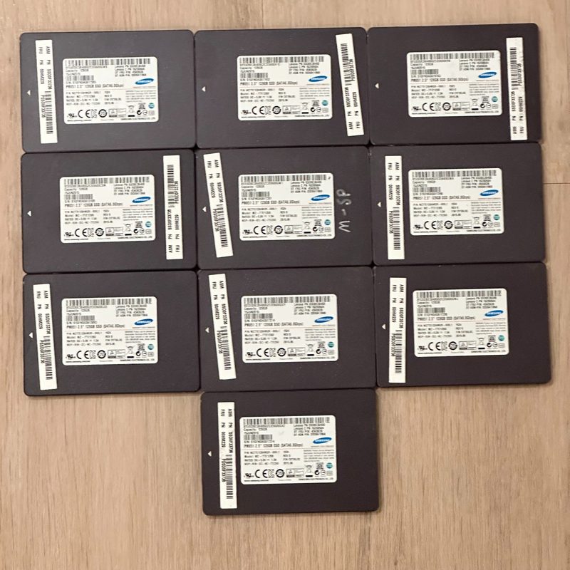 SSD-накопитель Samsung MZ-7TE1280