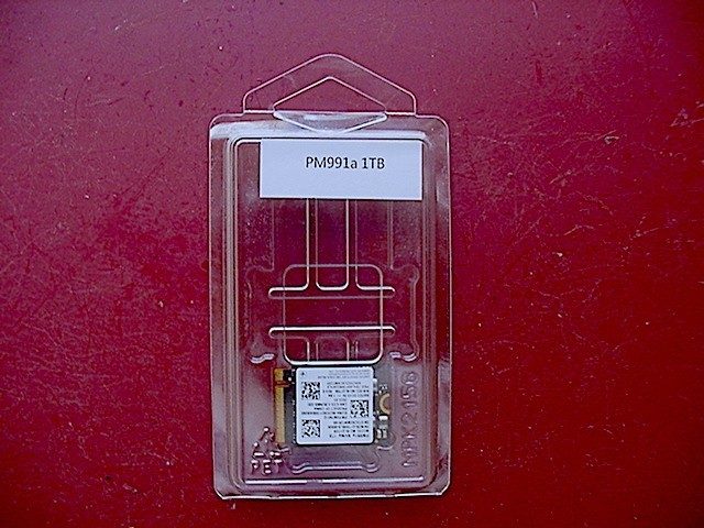 SSD-накопитель Samsung MZ-9LQ1T0B
