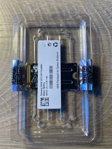 SSD-накопитель Samsung MZ-ALQ2560