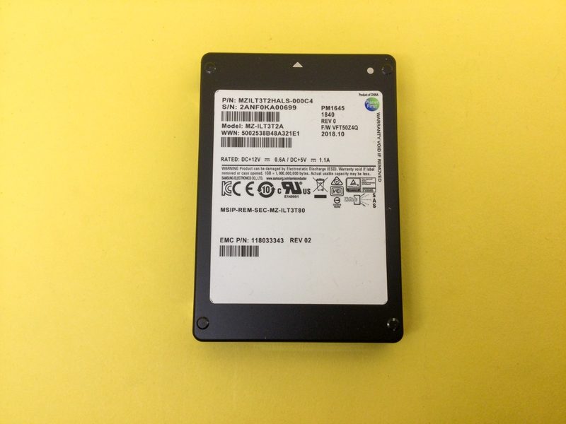 SSD-накопитель Samsung MZ-ILT3T2A