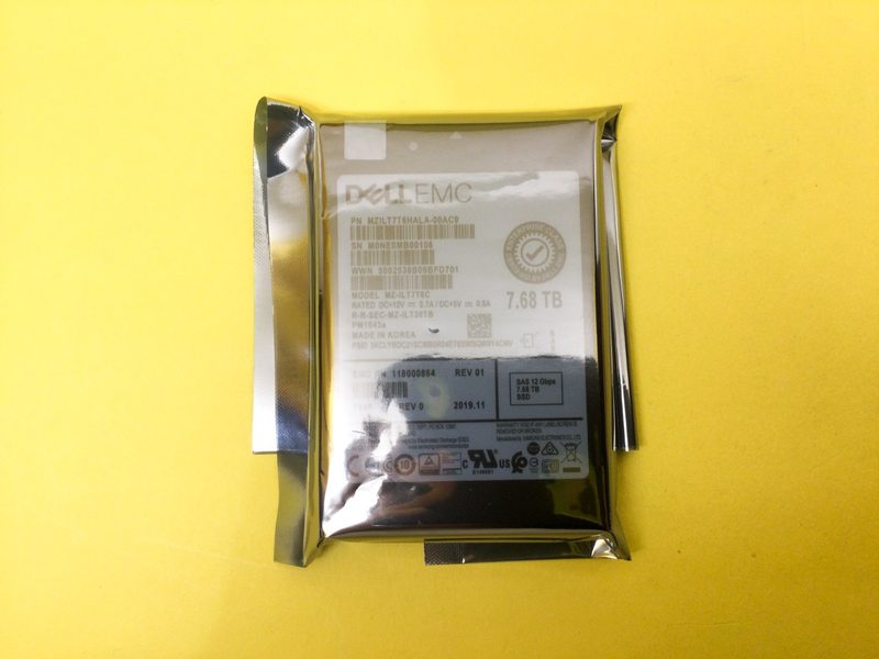 SSD-накопитель Dell MZ-ILT7T6C