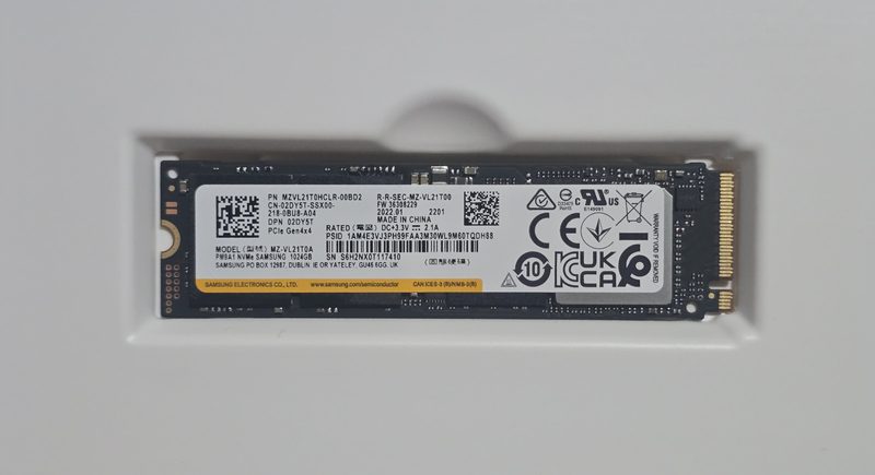 SSD-накопитель Samsung MZ-VL21T0A