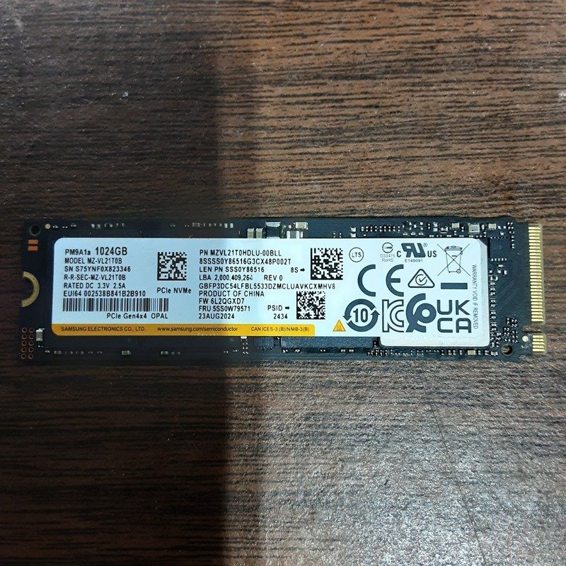 SSD-накопитель Samsung MZ-VL21T0B
