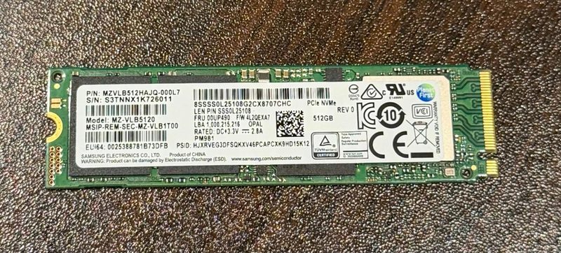 SSD-накопитель Samsung MZ-VLB5120