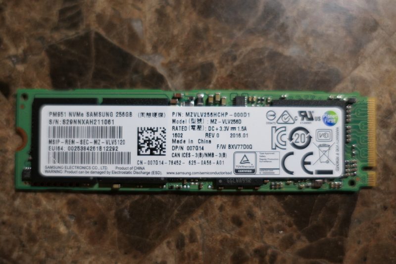 SSD-накопитель Samsung MZ-VLV2560