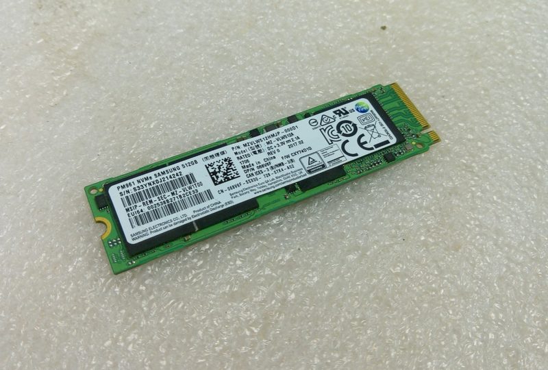 SSD-накопитель Samsung MZ-VLW512A