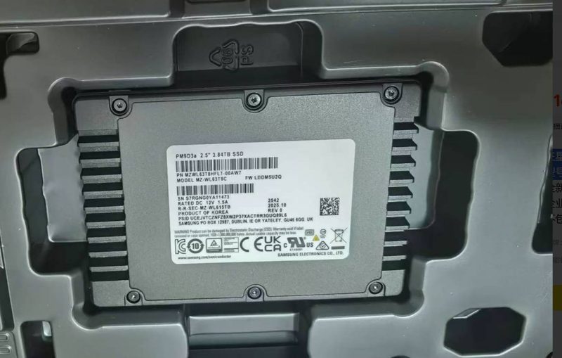 SSD-накопитель Samsung MZ-WL63T8HBLC-00AW7