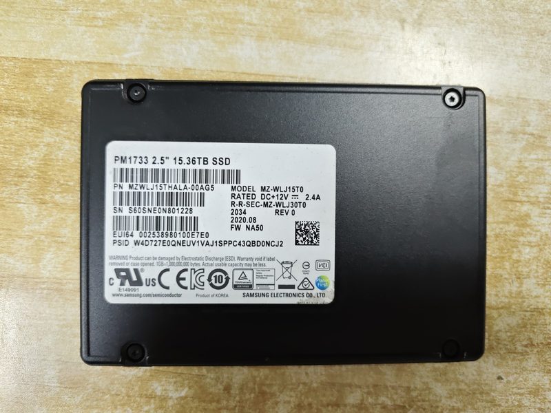 SSD-накопитель Samsung MZ-WLJ15T0