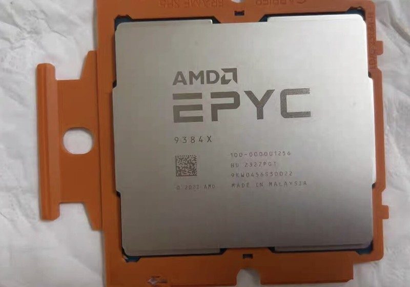 Процессор Gigabyte MZ73-LM0
