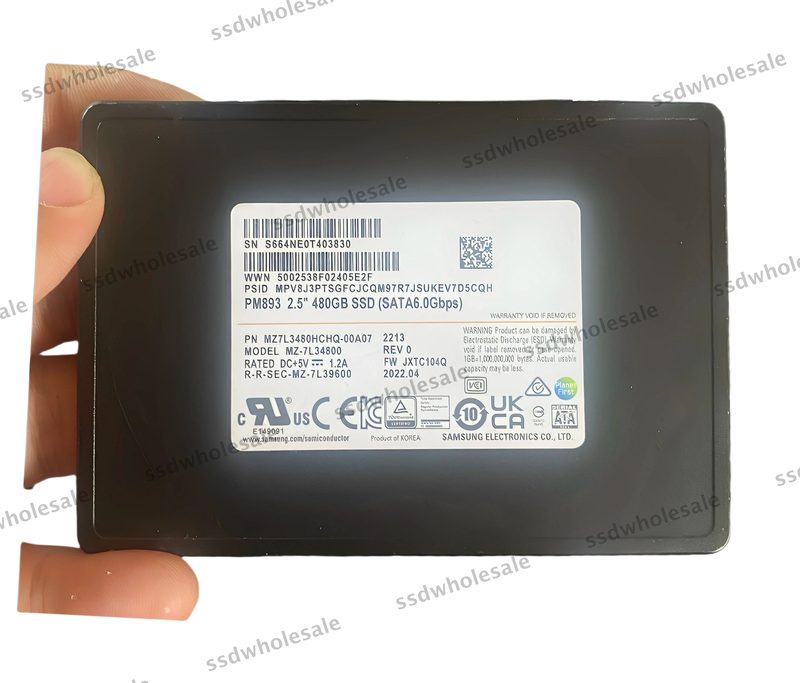 SSD-накопитель Samsung MZ7L3480HCHQ-00B7C