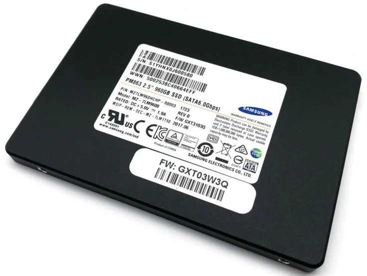 SSD-накопитель Samsung MZ7LM960HCHP