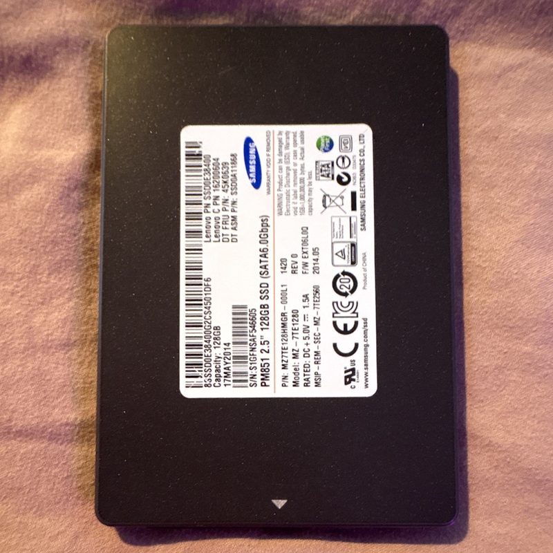 SSD-накопитель Samsung MZ7TE128HMGR-000L1