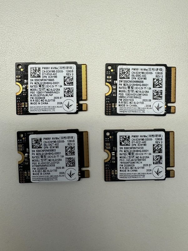 SSD-накопитель Samsung MZ9LQ128HBHQ