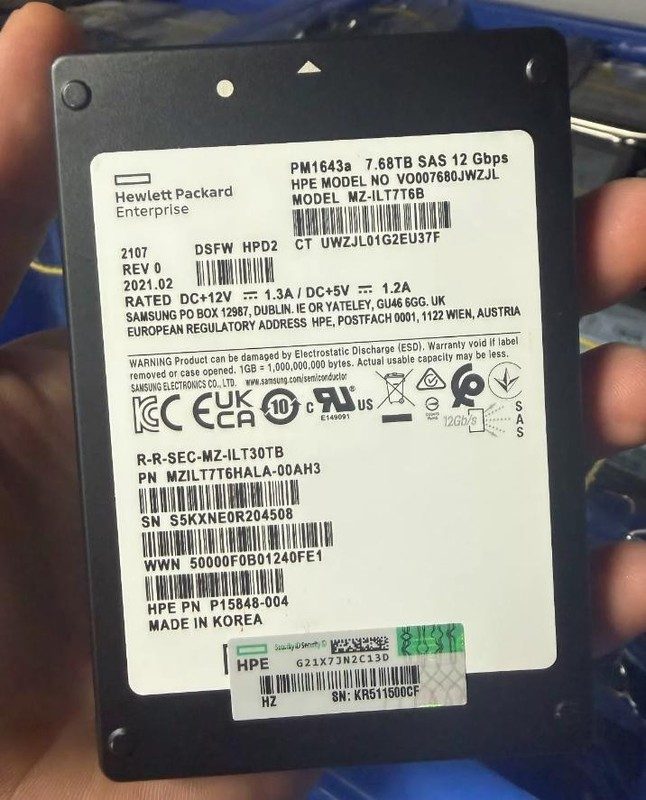 SSD-накопитель HPE MZILT7T6HALA-00AH4